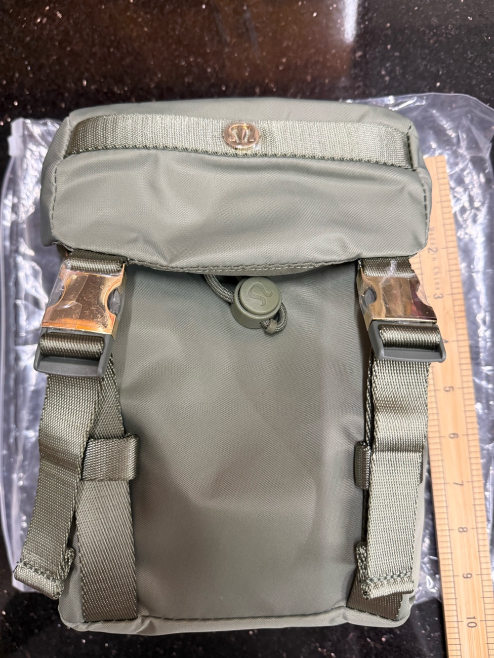 lululemon athletica Olive Green Wunderlust Convertible Backpack Mini 3L